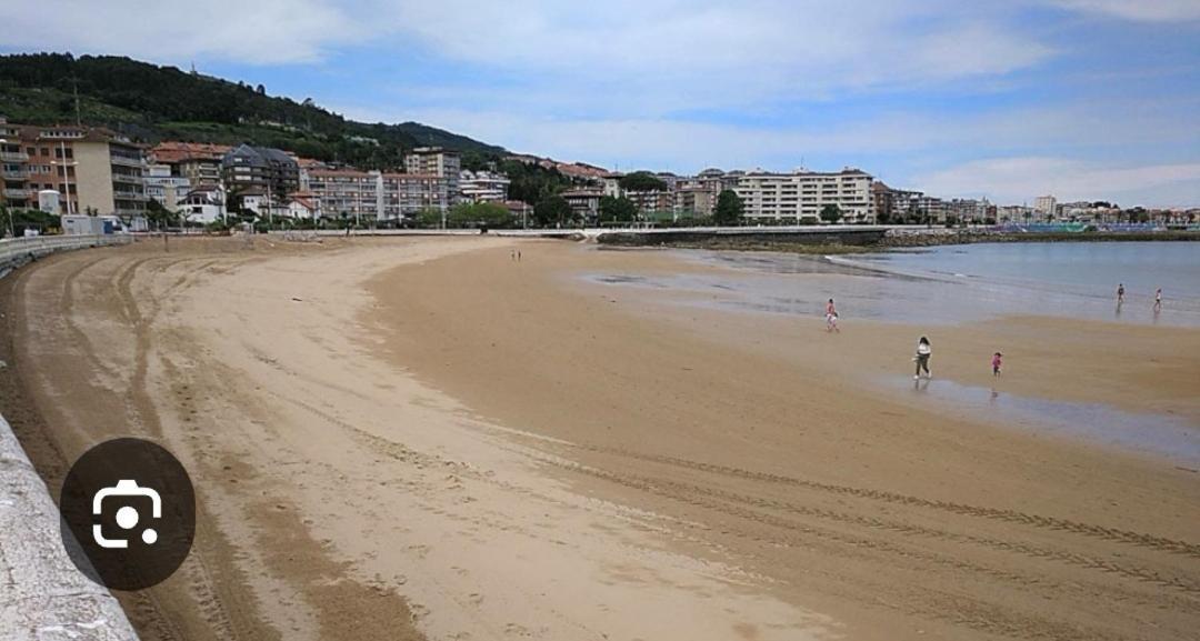 Apartamento Castro Urdiales Con Garaje Y Piscina ,Cerca Playa Exterior foto